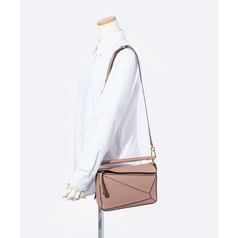 LOEWEショルダーバッグ LOEWE ミニフラメンコ クラッチバッグ (LOEWE/ショルダーバッグ