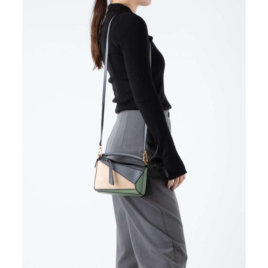 LOEWE ロエベ A510U95X34 ショルダーバッグ PUZZLE MINI BAG LOEWE ロエベ A510U95X34 ショルダーバッグ PUZZLE MINI BAG