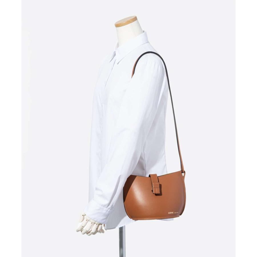 LOEWE ロエベ A546Z49X01 ショルダーバッグ MOLDED BUCKET BAG