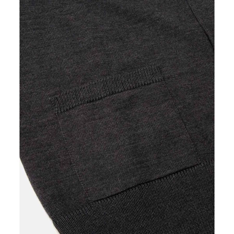 メゾンキツネ MAISON KITSUNE GU00542KT1036 カーディガン メンズ レディース トップス 長袖 フォックスヘッド パッチ クラシック ウール Vネック シンプル | MAISON KITSUNE | 04