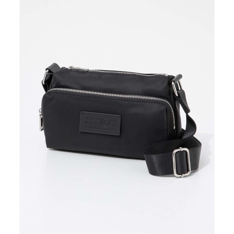 エムエム6 MM6 AVP NYLON CROSSBODY BAG ナイロン SB5WG0023 P8504