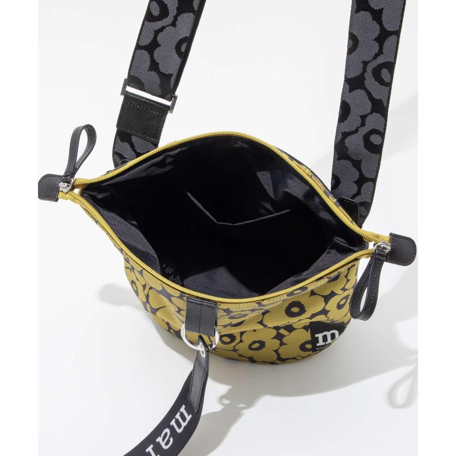 marimekko ショルダーバッグ Carry All Unikko 0922 marimekko - marimekko ショルダーバッグ Carry All Unikko 0922の通販