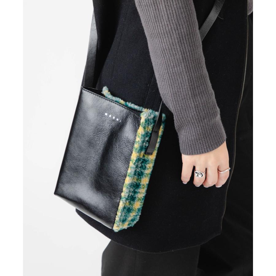 完売品　MARNI チェック柄 トートバッグ アイボリー/ブラック 完売品 MARNI チェック柄 トートバッグ アイボリー/ブラック