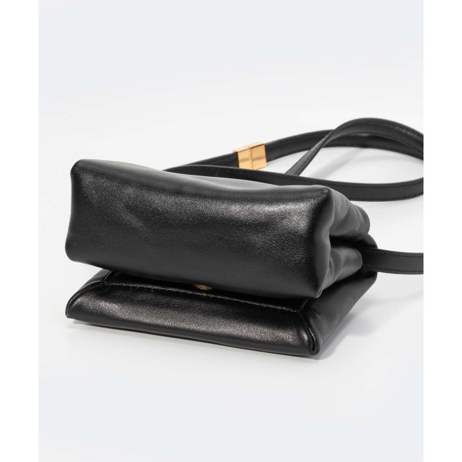 新品　MARNI マルニ　レザークラッチバッグ　ポーチ MARNI マルニ バッグ 2WAYショルダー/クラッチバッグ POCHETTE