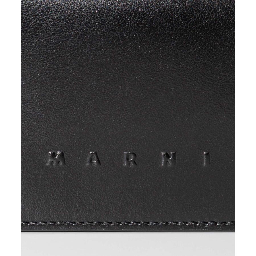 MARNI ブラックレザー 二つ折り財布 Black leather bifold wallet with Marni Mending embroidery | Marni