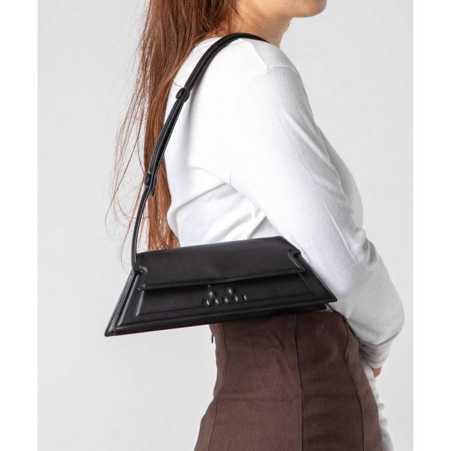 美品　マルニボードバッグ MARNI マルニ SBMP0184L0 P5298 ショルダーバッグ SHOULDER BAG