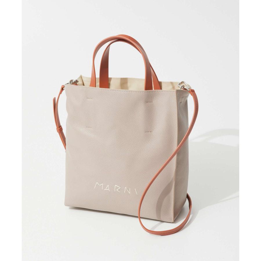 MARNI トートバッグ Shopping tote in black raffia-effect fabric | Marni
