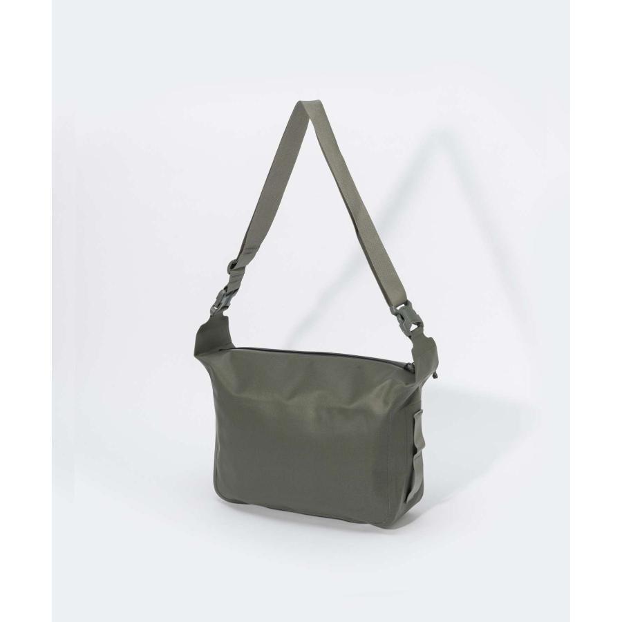 美品 MYSTERY RANCH クラークフィールド ショルダー バッグ 鞄 MYSTERY RANCH ミステリーランチ HIGH WATER SHOULDER BAG