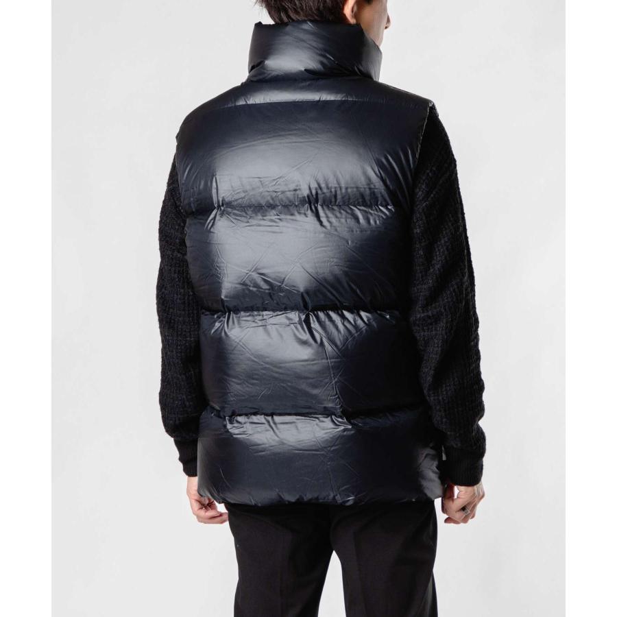 Pyrenex ピレネックス PYRENEX HUW039 ダウンベスト BARRY 3 Pyrenex ピレネックス PYRENEX HUW039 ダウンベスト BARRY 3