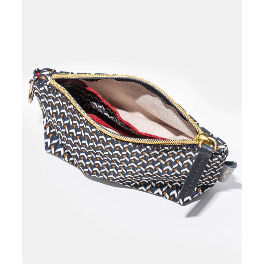 Roberta Pieri ロベルタピエリ ROBERTA PIERI TATAMI COSMETIC CASE