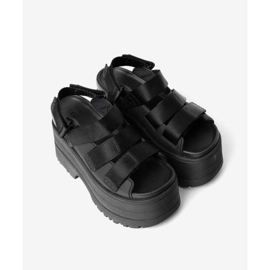 UGG ブラック 厚底サンダル　 サイズ6 UGG（アグ） サンダル W CALLIE 1152697 レディース 厚底