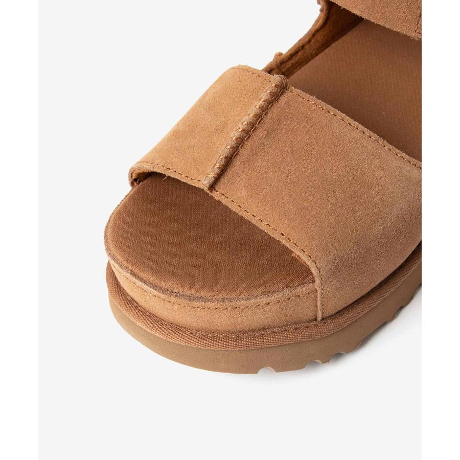 【国内EXCLUSIVE】UGG ゴールデンスター ハイ サンダル　USA6 国内EXCLUSIVE】＜UGG＞ゴールデンスター ハイ サンダル