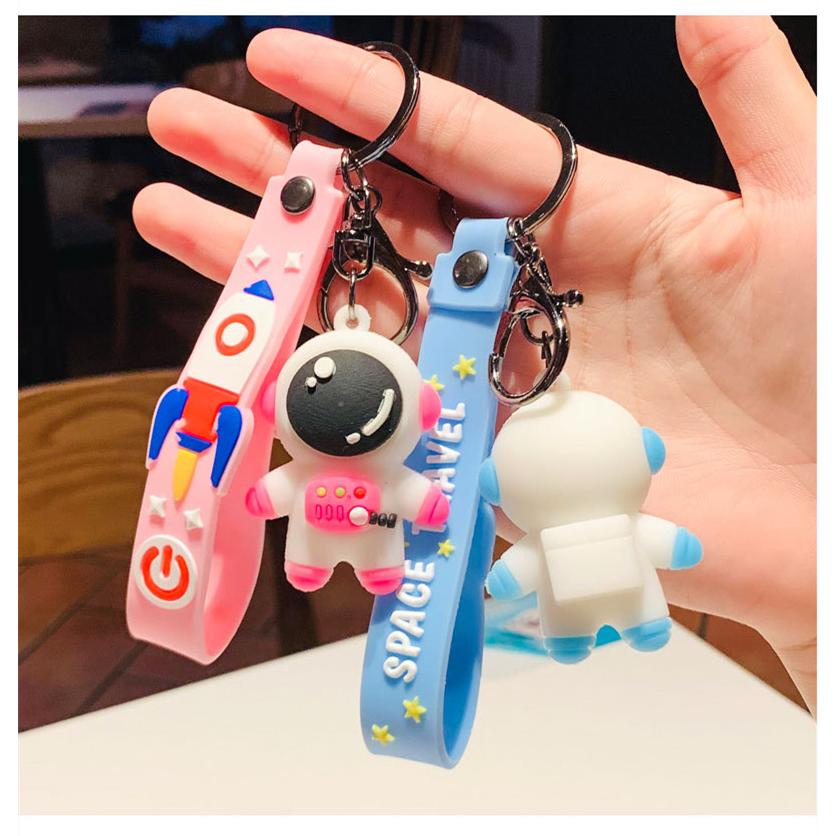 安いそれに目立つ キーホルダー かわいい 小さい 軽い ロボット ストラップ カラフル 鍵 贈り物 宇宙飛行士 宇宙 キーリング シリコン キーホルダー キーリング カラー ピンク Www Sustentec Com Br