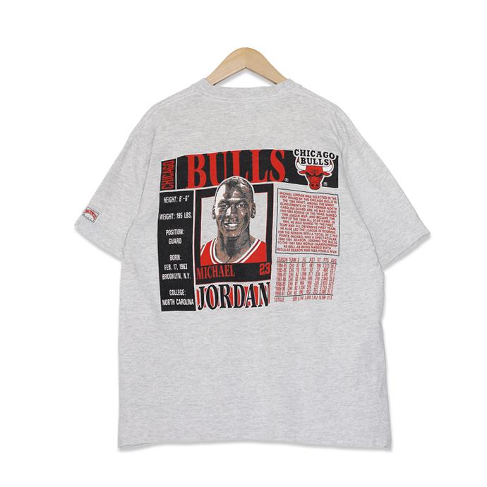 90年代 ナツメグ Nutmeg マイケル ジョーダン Nba シカゴ ブルズ スタッツ プリント 半袖tシャツ メンズlサイズ グレー アメリカ製 ユーズド 古着 T0715 13 T0715 13 アンバランス神戸 通販 Yahoo ショッピング