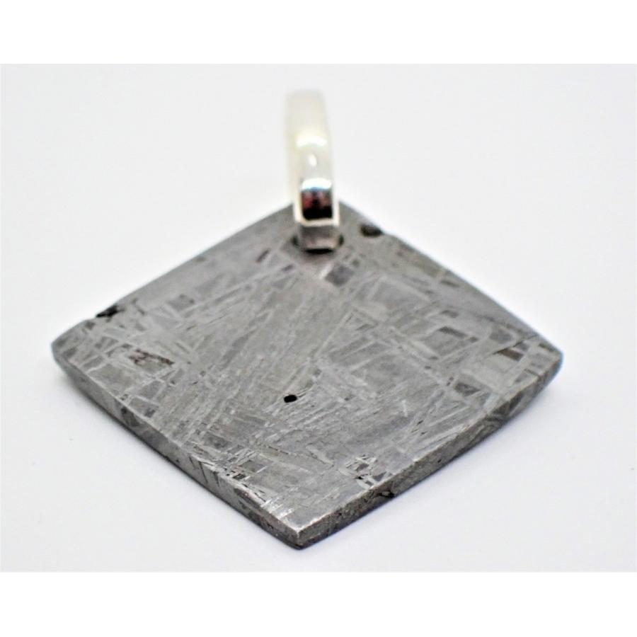 ギベオン隕石 穴あきペンダントorキーホルダーに 15.9g ヒビあり