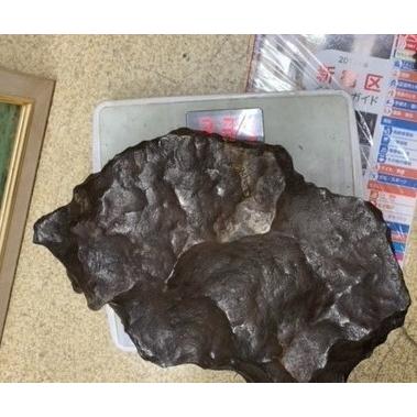 【純金メッキ】ギベオン隕石 穴あきペンダントトップ　9.3ｇ 【三角・大】　Gibeon meteorite ギベオン隕石