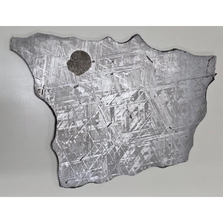 ギベオン隕石(被膜付き、サビあり）541g Gibeon meteorite 鉄隕石