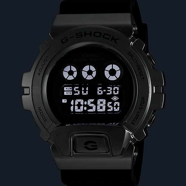 【極美品】CASIO カシオ　G-SHOCK　GM-6900U-1JF メタル G-SHOCK メタルカバード GM-6900U-1JF メンズ デジタル シルバー