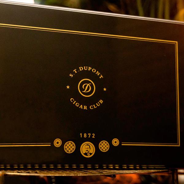 S.T.デュポン エレガントな漆器のヒュミドール- 2007 年限定版 - S.T.