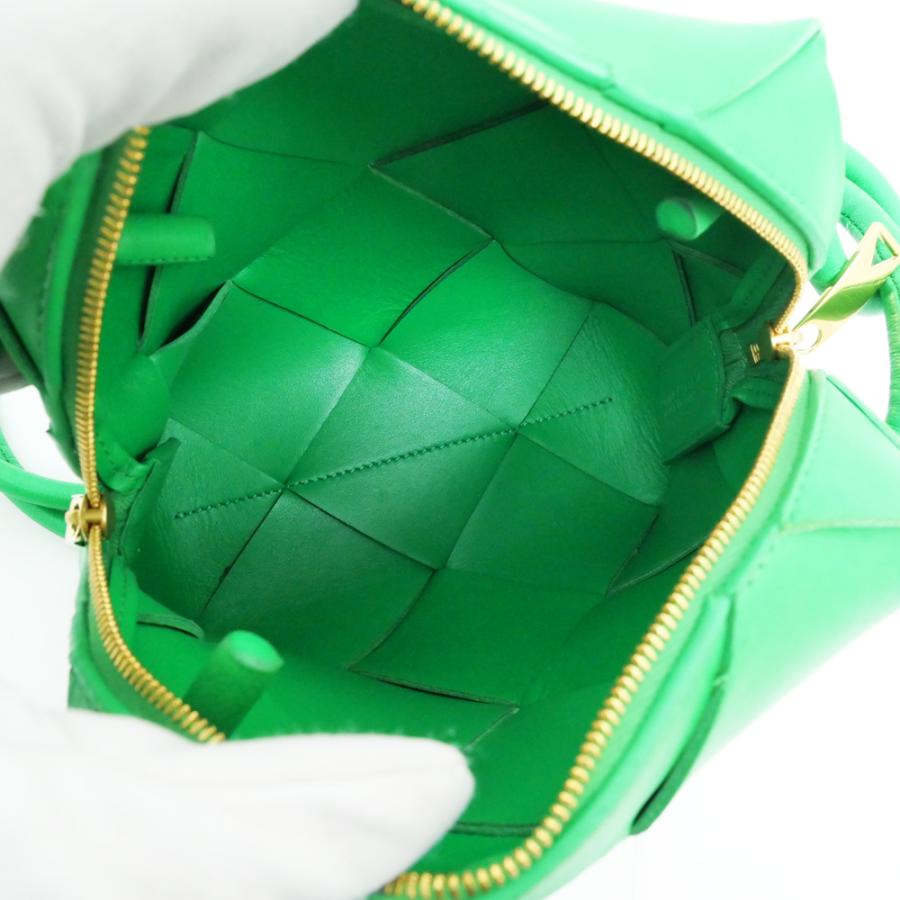 ✨RFID搭載✨ボッテガヴェネタ　カセット　ショルダーバッグ　レザー　グリーン バイセル公式】ボッテガヴェネタ カセット ショルダーバッグ