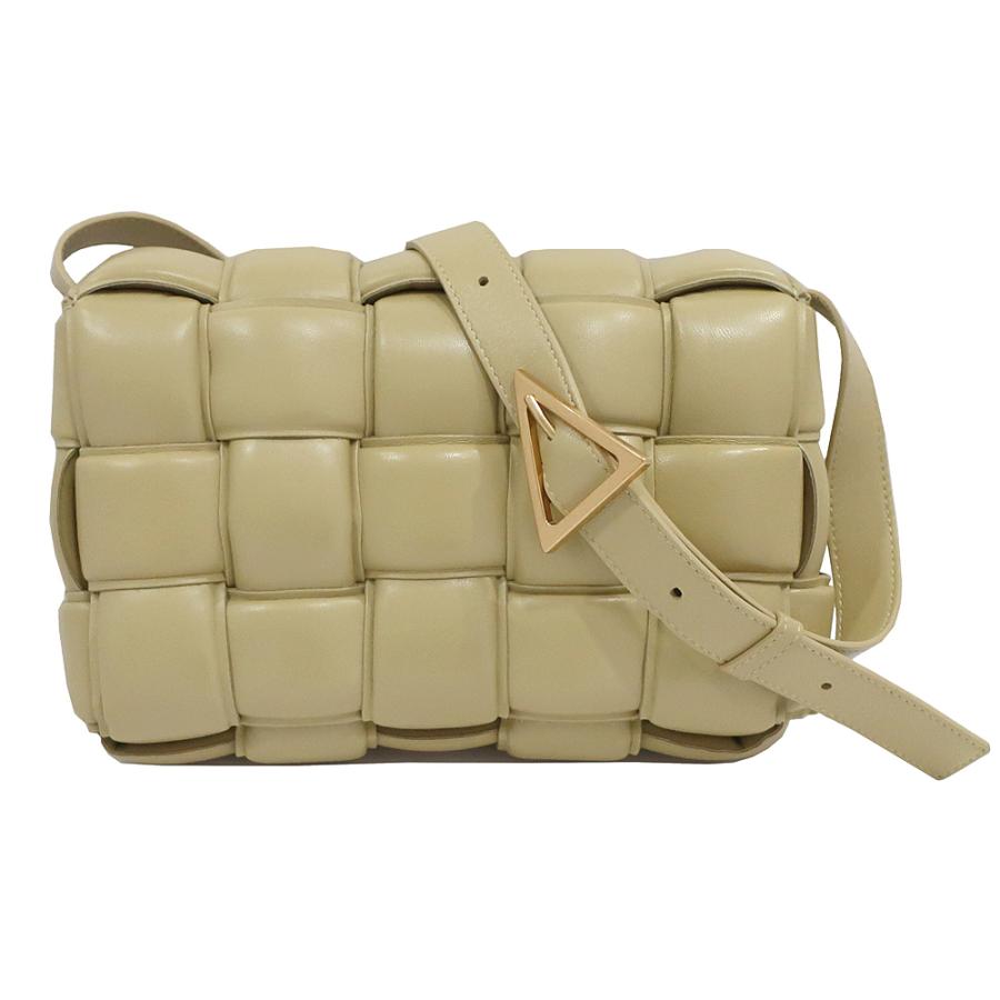 ボッテガヴェネタカセットbottega veneta タピオカ