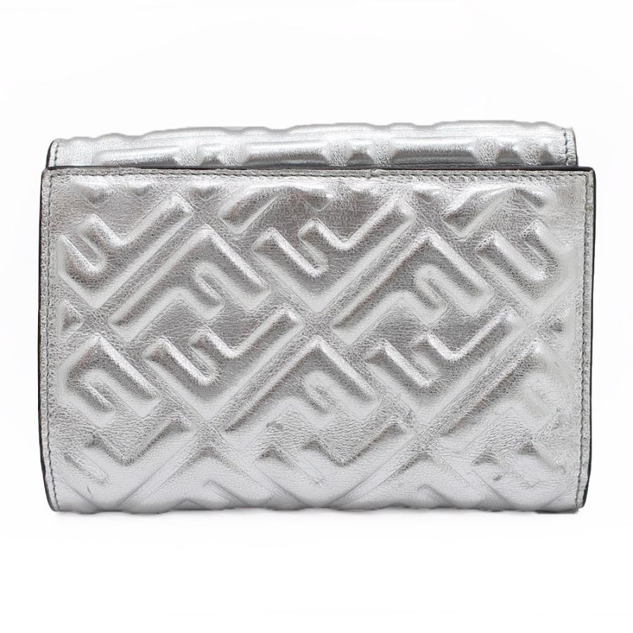天白】FENDI フェンディ 二つ折り 財布 ミディアム バケット エンボス