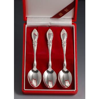 銀製カトラリー・ディナーセット仕様「キングリチャード」スプーン3本入り |  | 02