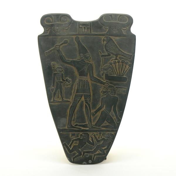 古代エジプト文明「ナルメル王のパレット」縮尺レプリカ（模型