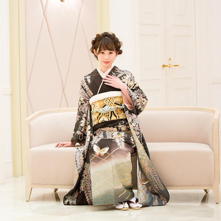 FS10振袖正絹豪華金刺繍 状態はよく非常に綺麗着丈163センチ裄丈67センチ