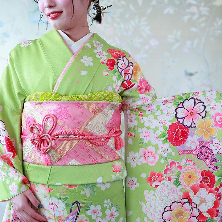 振袖 身長148-163cm 白 ピンク　牡丹　正絹 振袖 身長148-163cm 白 ピンク牡丹正絹
