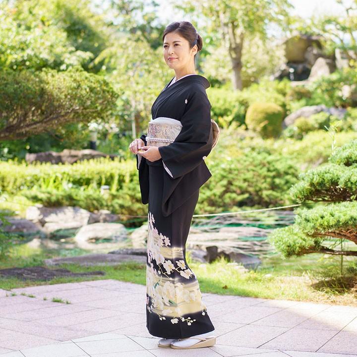 正絹　高級　長襦袢　無双袖仕立　蝶刺繍半襟　籠網目文　✨トールさんも✨ 正絹 高級 長襦袢 無双袖仕立 蝶刺繍半襟 籠網目文 ✨トールさんも