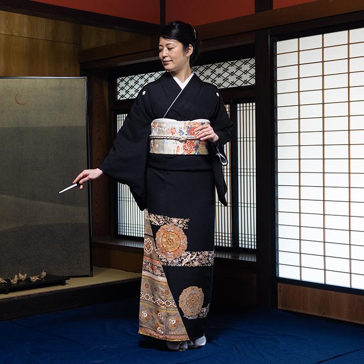 無地振袖 七宝つなぎ 紋意匠 シンプル 青系 身丈167cm 撥水加工済 振袖