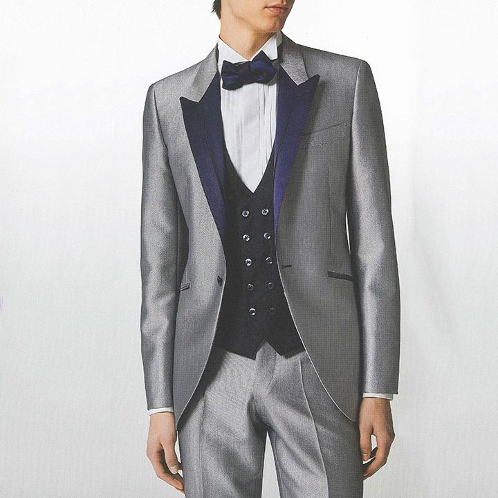タキシード　MATSUO 松尾　結婚式　新郎　シルバー　4点セット タキシード MATSUO 松尾 結婚式 新郎 シルバー 4点セット