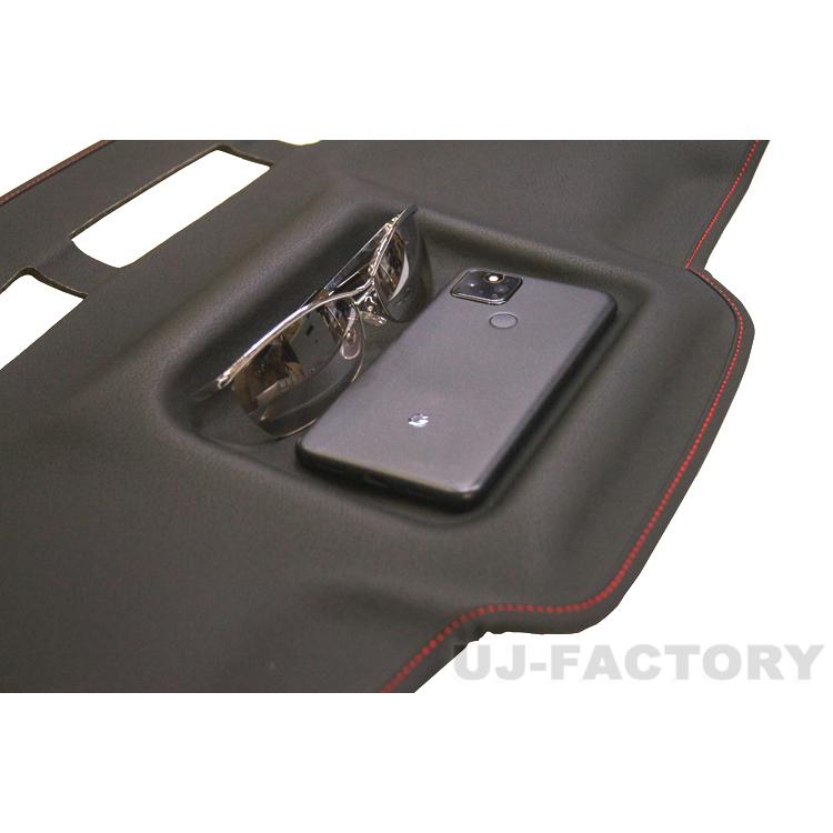 即納 3Dダッシュボードマット PUレザー × 限定 レッドステッチ