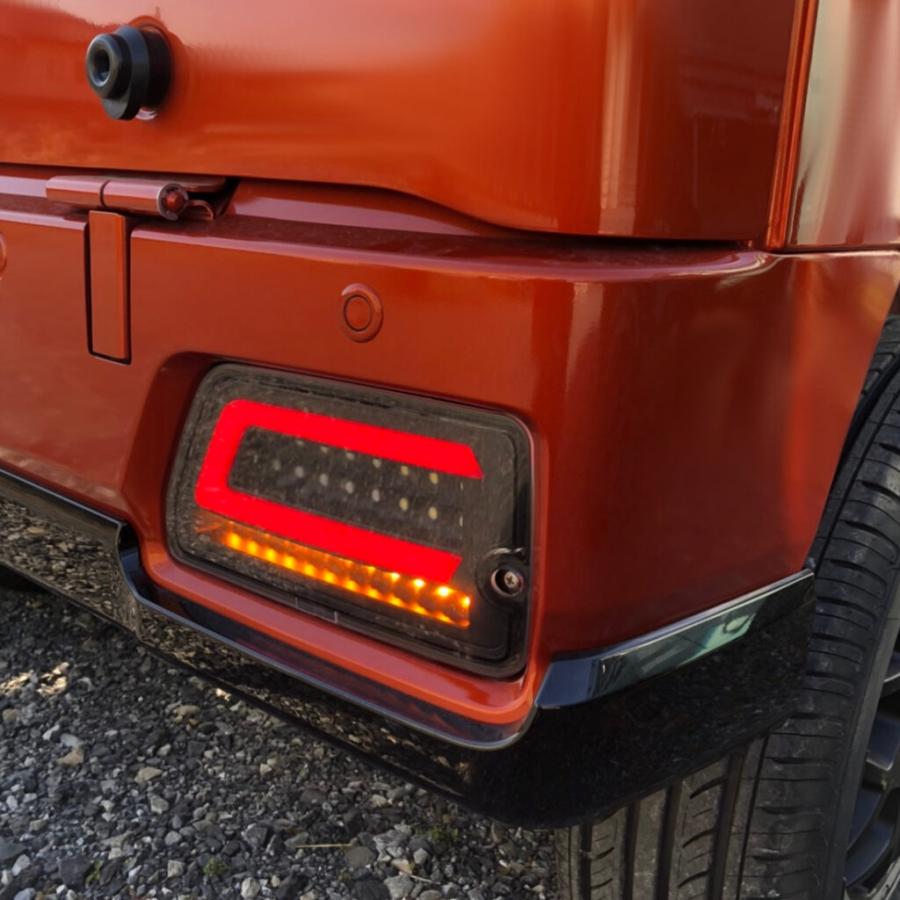 クリアワールド チューブフルLEDテールランプ 流れるウインカー