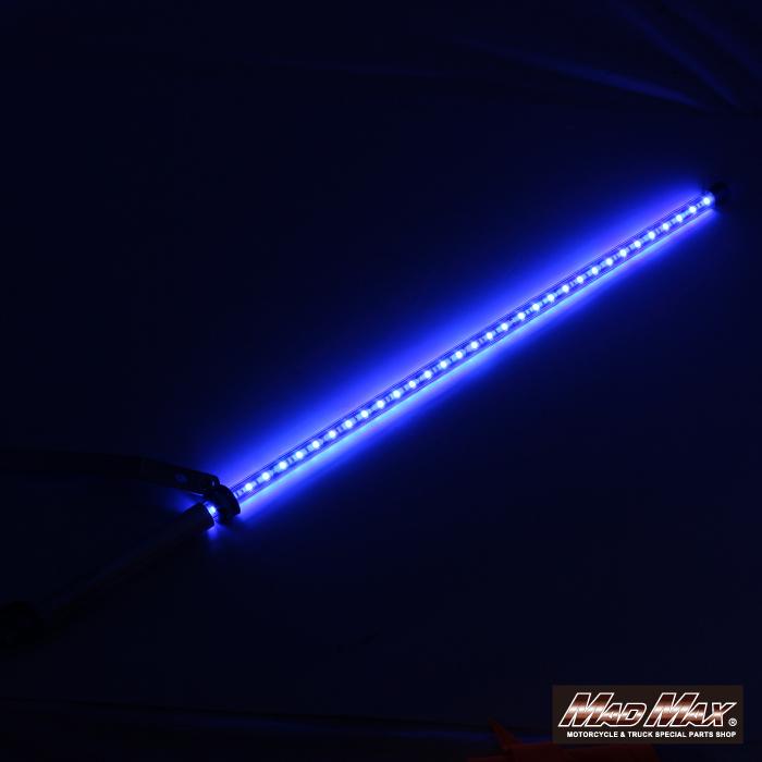 MAD MAX（マッド マックス） 汎用 オートバイ用 旗棒白 LED ブルー