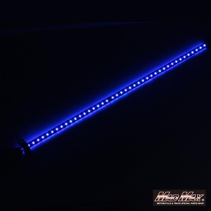 MAD MAX MADMAX 汎用 オートバイ用 旗棒黒 LED ブルー発光 MAD MAX MADMAX 汎用 オートバイ用 旗棒黒 LED ブルー発光