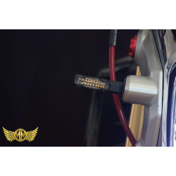 MAD MAX 汎用 LED 18連 アルミシーケンシャル ウインカー クリア 2個セット (WL-9093LED-SQ) マッドマックスの画像