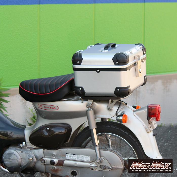 MAD MAX（マッド マックス） 汎用 オートバイ用 リアボックス E568 