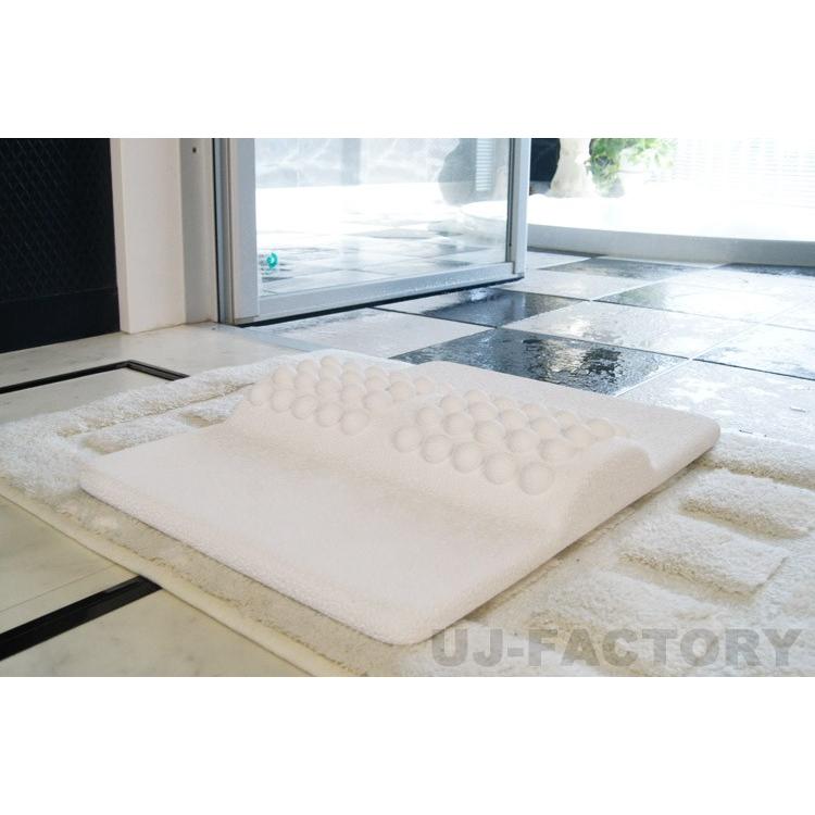 珪藻土ダイエットバスマット 珪藻土 ダイエットバスマット 珪藻土マット お風呂マット 足踏み