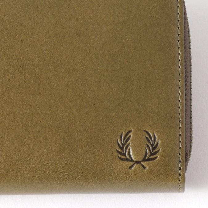 FRED PERRY（フレッドペリー） メンズ 長財布 レザーパース ラウンド