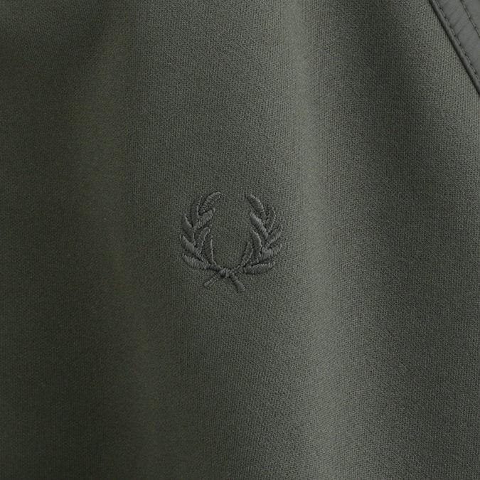 フレッドペリー 正規販売店 Fred Perry ジャケット ボンバーネック トラックジャケット ジャージ ミリタリー オリーブ