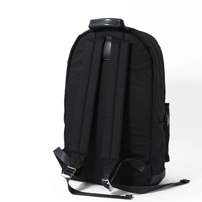 FRED PERRY（フレッドペリー） リュックサック バックパック 47×31.5