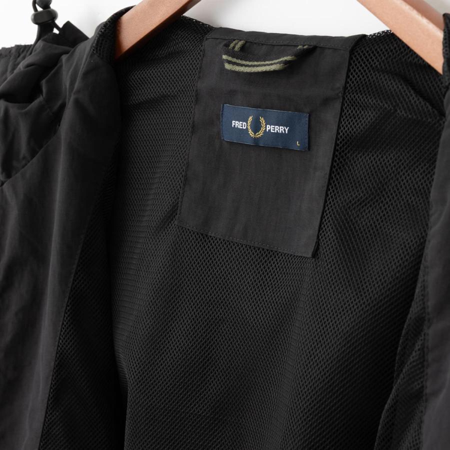 FRED PERRY（フレッドペリー） ウインドブレーカー ジャケット