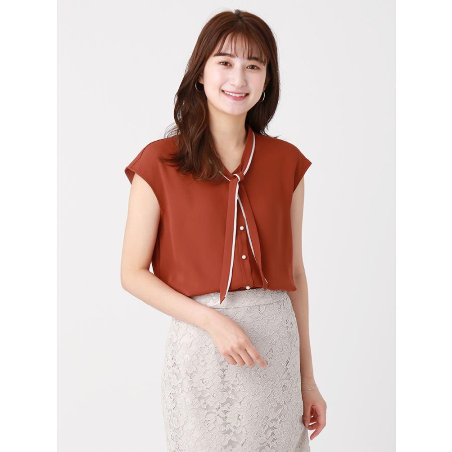 シャツ ブラウス レディース ウォッシャブル ベネシャン ボウタイ付きパールボタンフレンチスリーブブラウス テラコッタ ザ スーツカンパニーpaypayモール店 通販 Paypayモール