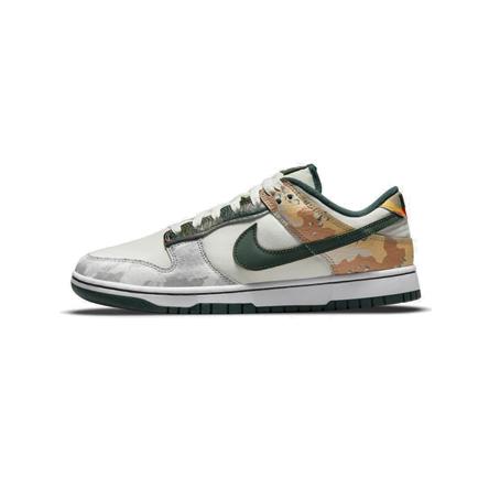 NIKE（ナイキ） スニーカー シューズ Dunk Low SE 