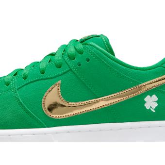 NIKE（ナイキ） スニーカー シューズ シャムロック SB Dunk Low Pro