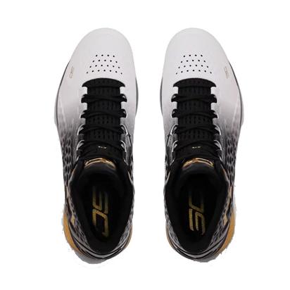 UNDER ARMOUR（アンダーアーマー） バッシュ シューズ ステフォン