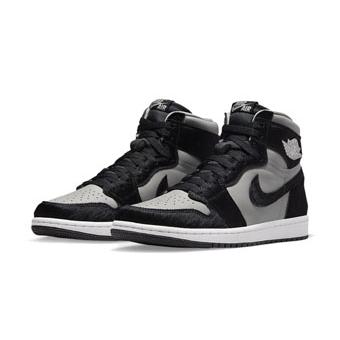 バスケットシューズ バッシュ スニーカー   ジョーダン Jordan Wmns Air Jordan 1 High Retr エア ジョーダン 1 Jordan バッシュ スニーカー シューズ エア