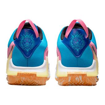 NIKE（ナイキ） バッシュ シューズ ウィットネス レブロン ジェームス